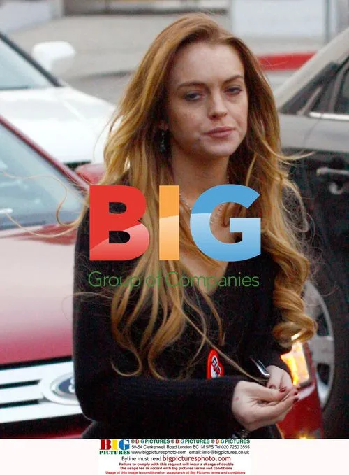 Lindsay Lohan & Samantha Ronson Shopping