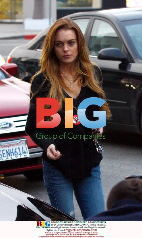 Lindsay Lohan and Samantha Ronson Shopping