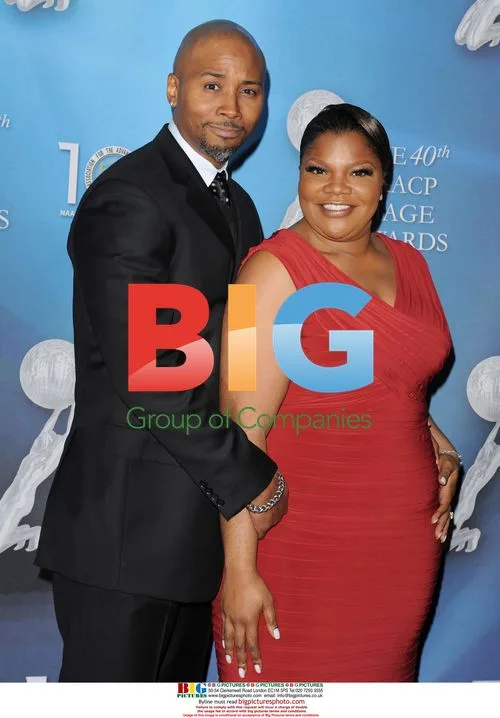 Mo'Nique and husband at NAACP Image Awards