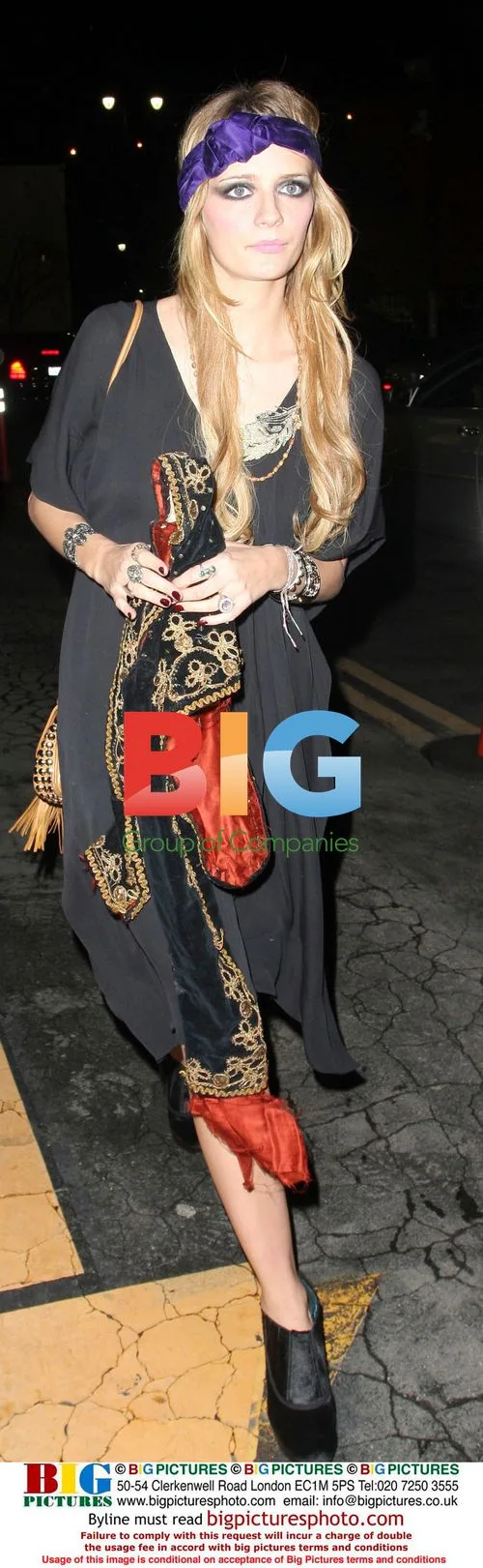 Mischa Barton Leaves Hollywood Club