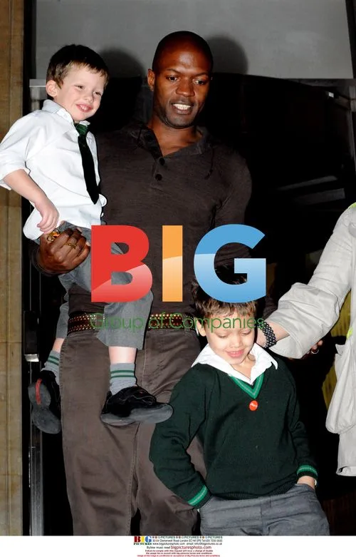 Jade Goody's Kids Visit Hospital