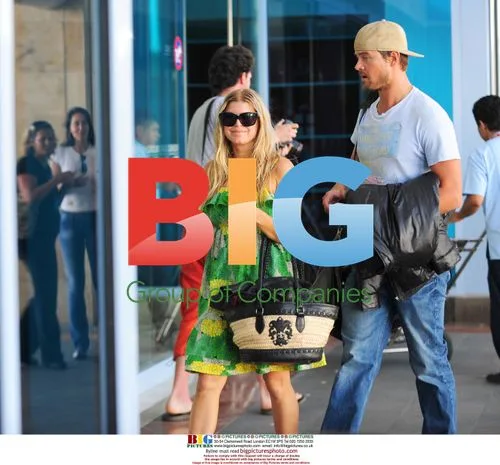 Fergie and Josh Depart Cancun