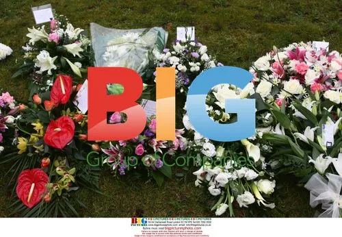 Coronation Street Cast Attends Sara Roache Memorial