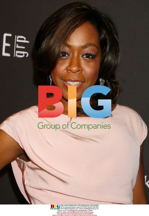 Tichina Arnold at Costume Designers Guild Awards
