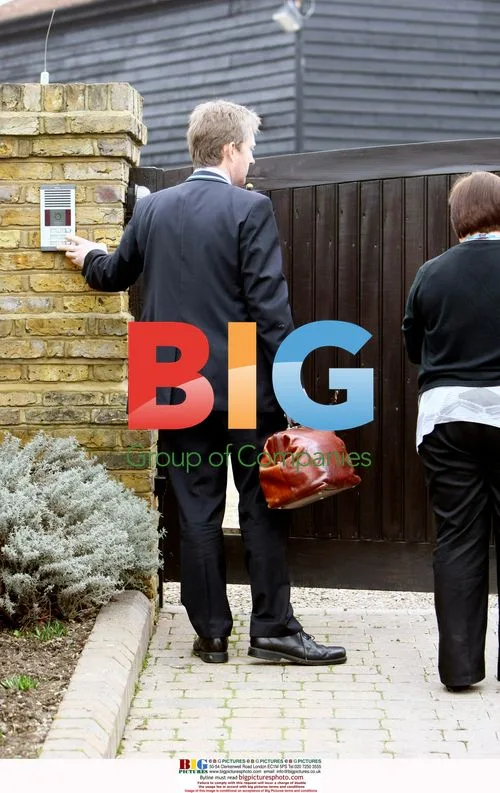 Visitors Arrive at Jade Goody's Home