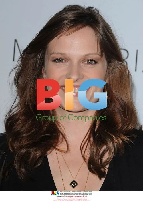 Vinessa Shaw at Children Mending Hearts Benefit