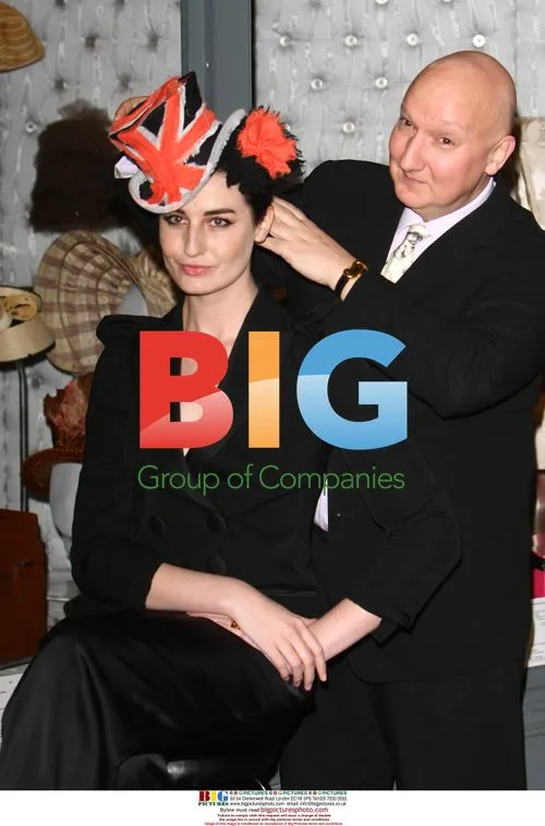 Stephen Jones and Erin O'Connor at V&A Exhibition