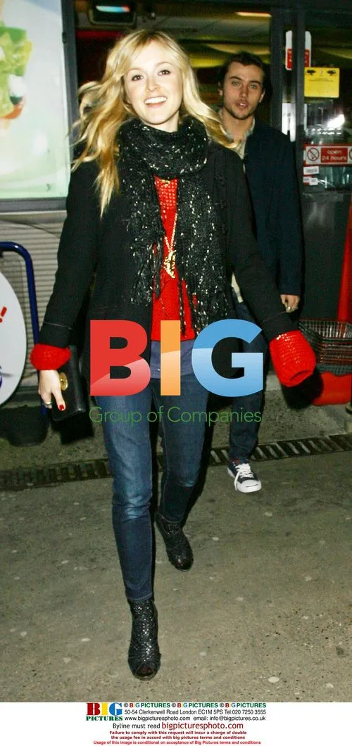 Fearne Cotton and boyfriend shopping