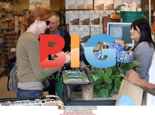 Marcia Cross goes shopping for groceries