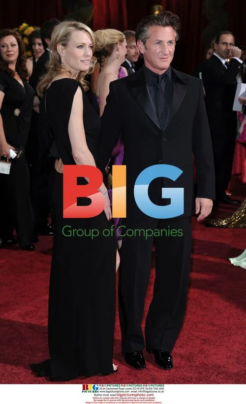 Sean Penn and Robin Wright Penn at 2009 Oscars