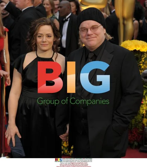 Phillip Seymour Hoffman and Mimi O'Donnell at 81st Academy Awards