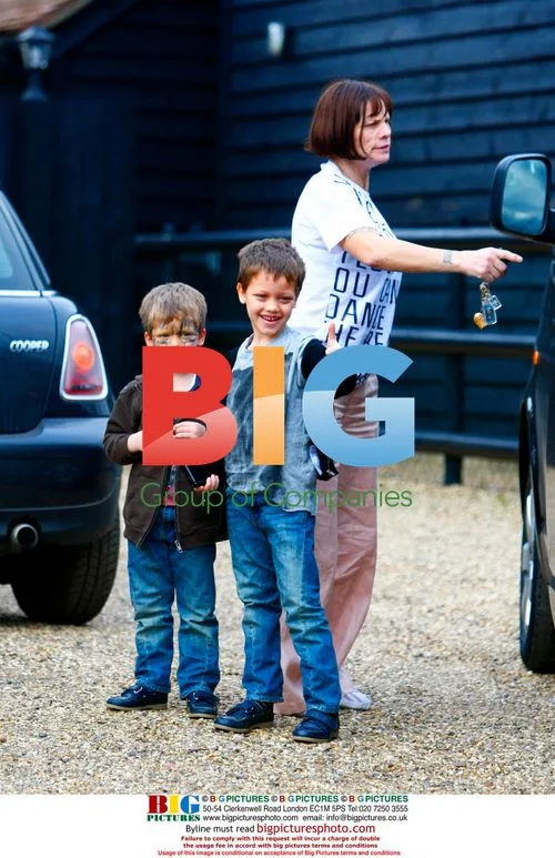 Jade Goody's kids return home with Grandma
