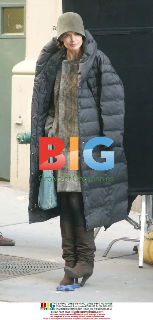 Actress KATIE HOLMES films 'The Extra Man'