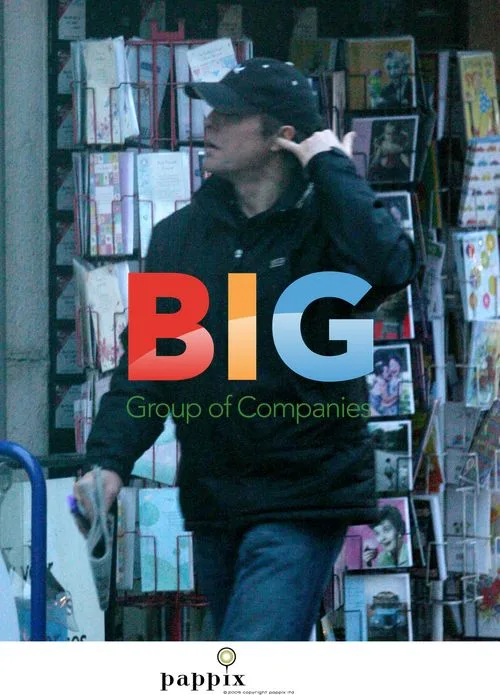 Hugh Grant Assists Woman in London