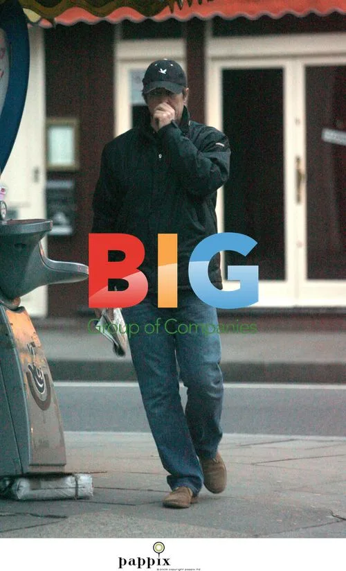 Hugh Grant Giving Directions in London
