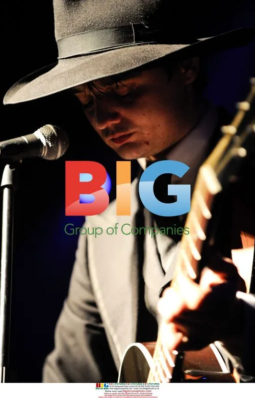Troubled Rocker Pete Doherty Performs Live in Italy
