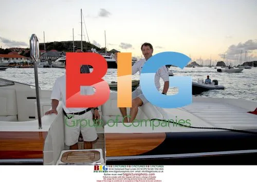 Larry Ellison on family vacation in Caribbean