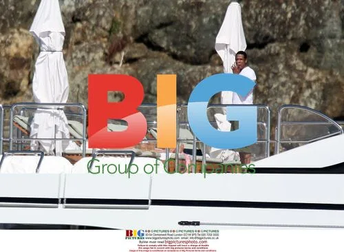 Beyonce and Jay-Z on Luxury Yacht