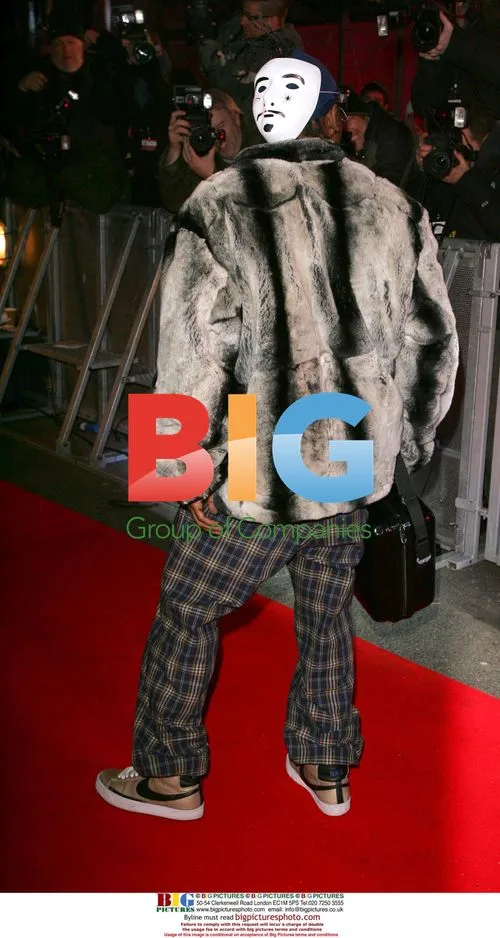 2008 Celebrity Big Brother Arrivals