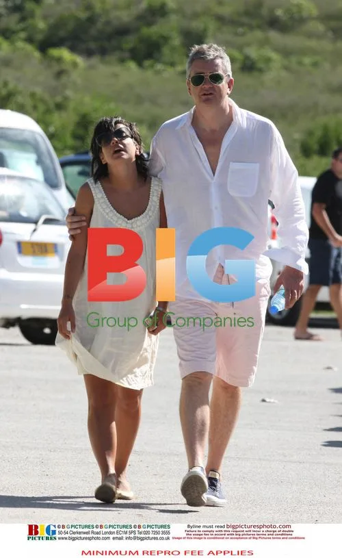 Lily Allen Enjoys Romantic Break in St Bart's