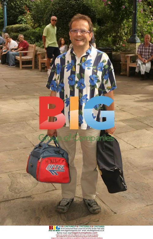 Timmy Mallet attends memorial service