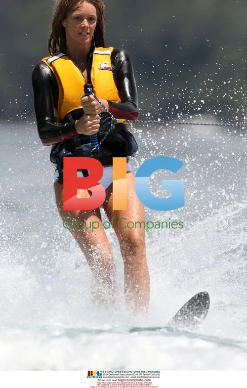 Elle Macpherson Water Skiing in Australia