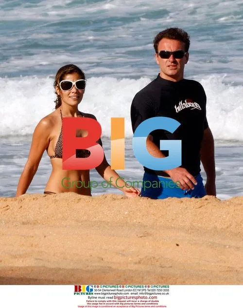 Julian McMahon with girlfriend and kids