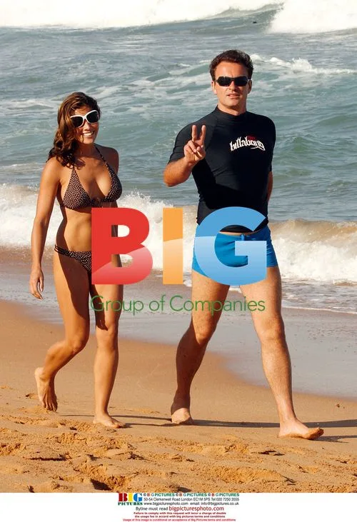 Julian McMahon with girlfriend Kelly Paniagua and kids