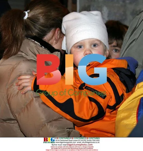 Spanish Royals Attend 3 Kings Cavalcade