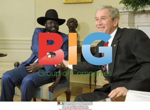 Salva Kiir and George W. Bush in Oval Office