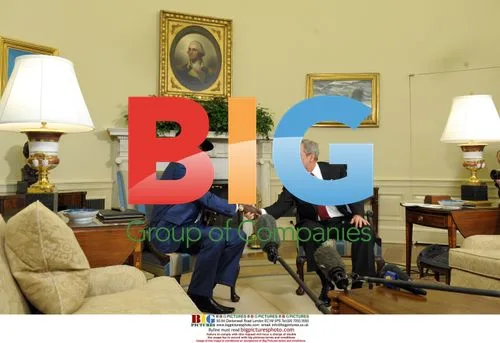 Salva Kiir and George W. Bush Meet in Oval Office