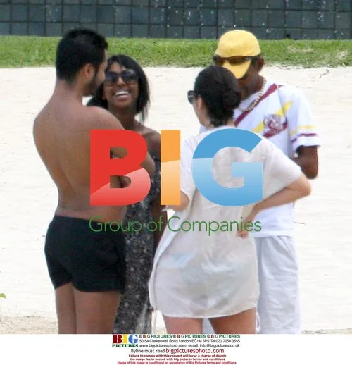 Alexandra Burke relaxes in Mauritius