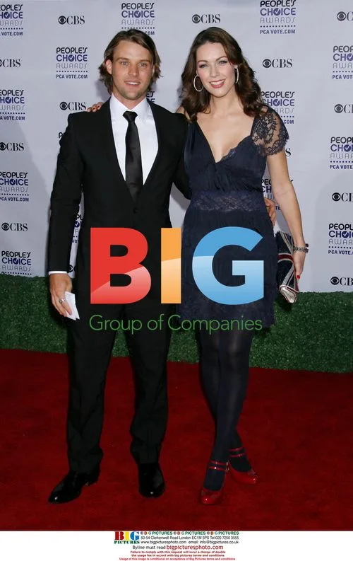 Jesse Spencer and Louise Griffiths at People's Choice Awards