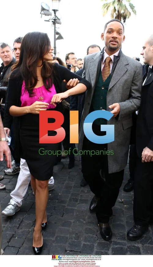 Will Smith and Rosario Dawson Promote 'Seven Pounds' in Rome