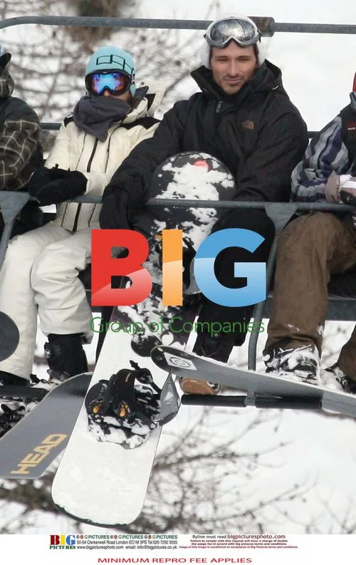 Kylie Minogue and Andres Velencoso in Alpes Ski Resort