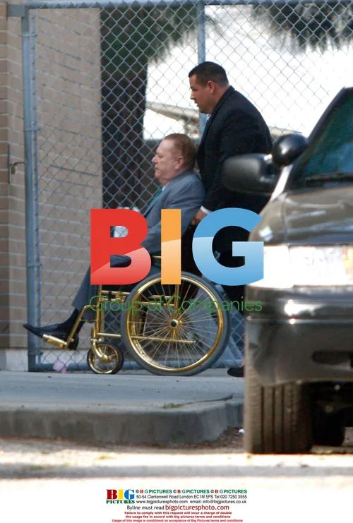 Larry Flynt at Malibu courthouse