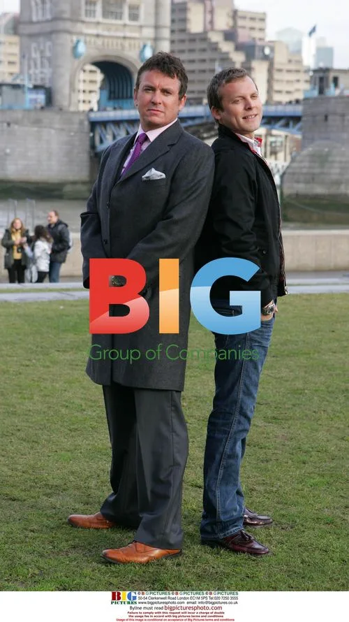 Shane Ritchie and Les Shrapnel as "Minder" cast