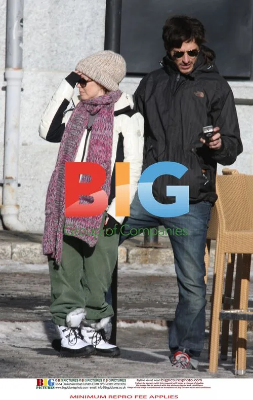 Kylie Minogue and Andres Velencoso in Alpes Ski Resort