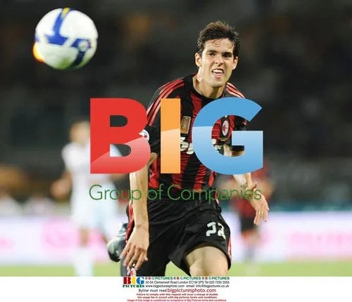 Manchester City pursue Kaka transfer