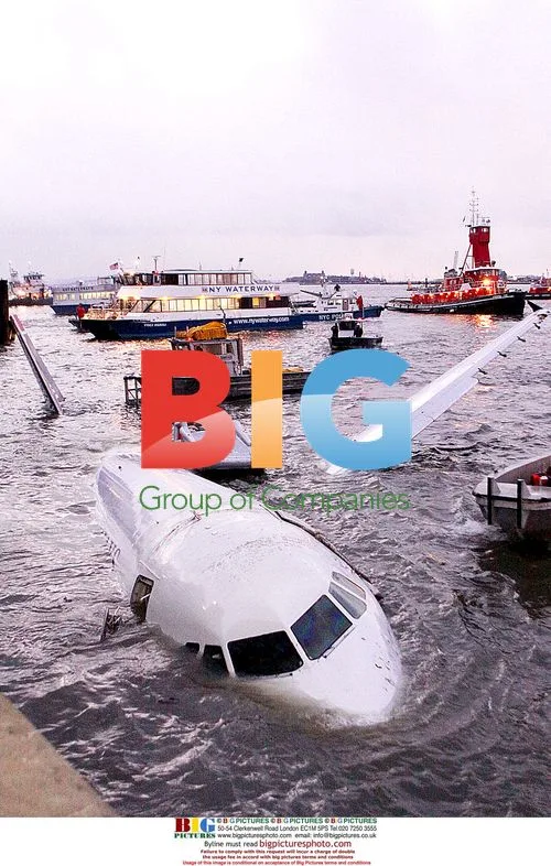 Passengers Rescued After US Airways Plane Crash