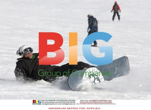 Kylie Minogue and Andres Velencoso in Ski Resort