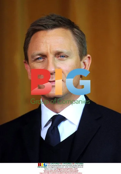 Daniel Craig & Edward Zwick at Defiance Photocall
