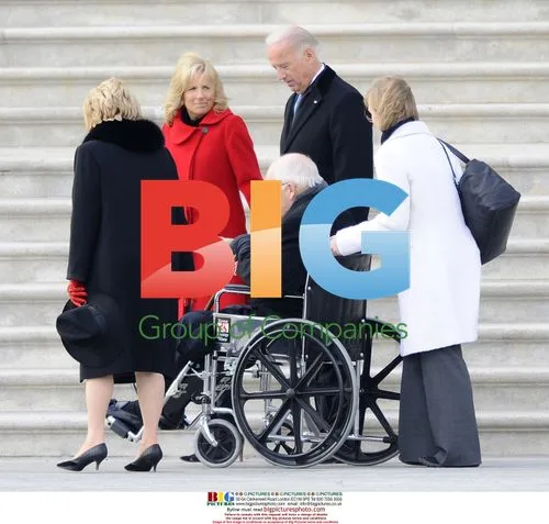 Obamas attend inauguration with Cheneys