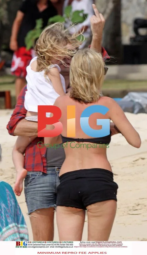 Kate Moss and Family on Yacht in Thailand