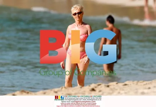 Debbie McGee Enjoys Caribbean Beach Holiday