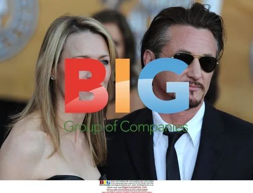 Sean Penn and Robin Wright Penn at SAG Awards