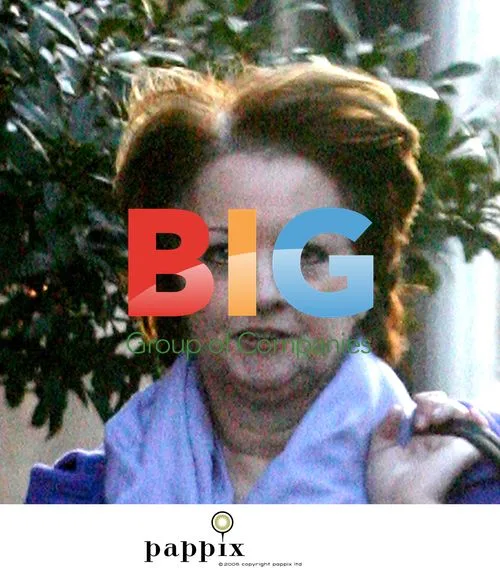 Anne Diamond Spotted Strolling in London