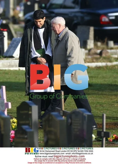 Michael Caine and Raza Jaffrey filming "Harry Brown"