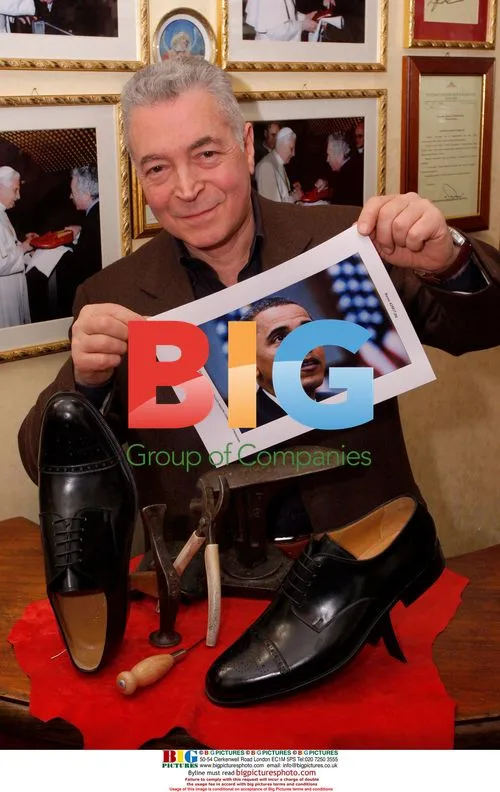 Adriano Stefanelli, Vatican's shoemaker, creates shoes for US President