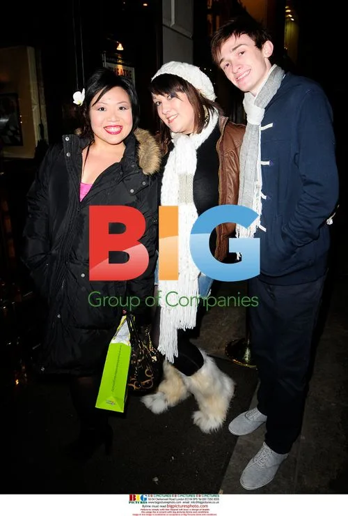 Big Brother 9 Housemates at Maxwell's Restaurant